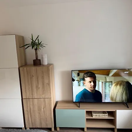 Apartman Am Wald Und Hannover Stadt, Contactless Check -in, Free Parking, *