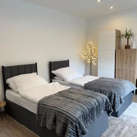 Am Wald Und Hannover Stadt, Contactless Check -in, Free Parking, Apartman Ronnenberg