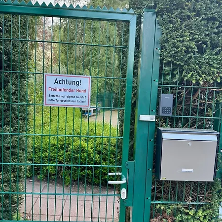 Apartman Am Wald Und Hannover Stadt, Contactless Check -in, Free Parking,