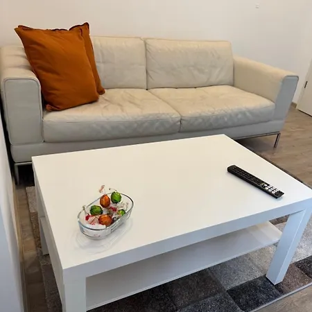 Apartman Am Wald Und Hannover Stadt, Contactless Check -in, Free Parking, *
