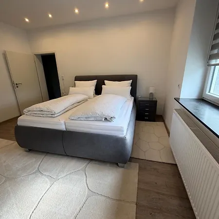 Apartman Am Wald Und Hannover Stadt, Contactless Check -in, Free Parking, *