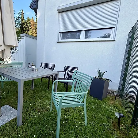 Apartman Am Wald Und Hannover Stadt, Contactless Check -in, Free Parking, Ronnenberg