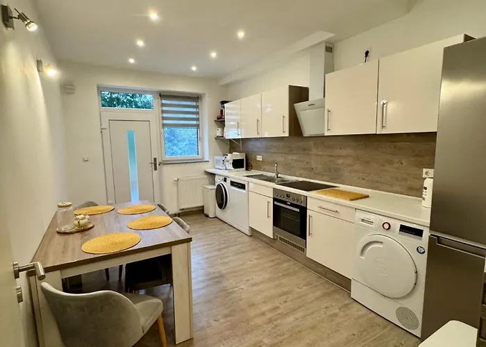 Appartement Am Wald Und Hannover Stadt, Contactless Check -in, Free Parking, *